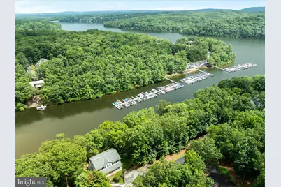 122 Dogwood, Cross Junction, VA 22625 - Photo 3