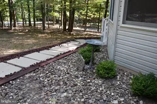 100 Greenbriar Cir, Cross Junction, VA 22625 - Photo 9