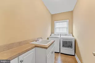 114 Harold Ct, Winchester, VA 22602 - Photo 17