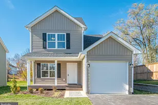 713 Ross St, Winchester, VA 22601 - Photo 1