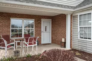 222 Crestwood Ln, Winchester, VA 22602 - Photo 3