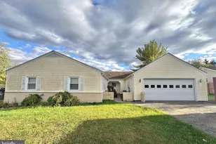 128 Longcroft Rd, Winchester, VA 22602 - Photo 1