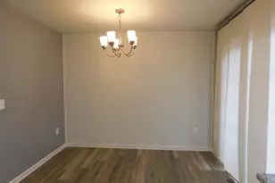 102 Zephyr Ln, Winchester, VA 22602 - Photo 5