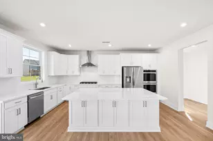 105 Sapphire St, Stephenson, VA 22656 - Photo 9