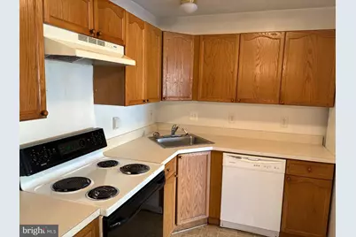 129 Brookland Terrace #1, Winchester, VA 22602 - Photo 3