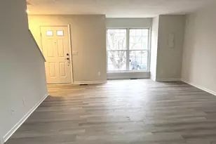 305 Sutton Ct, Winchester, VA 22601 - Photo 5