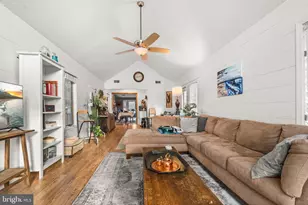 323 Masters Dr, Cross Junction, VA 22625 - Photo 23