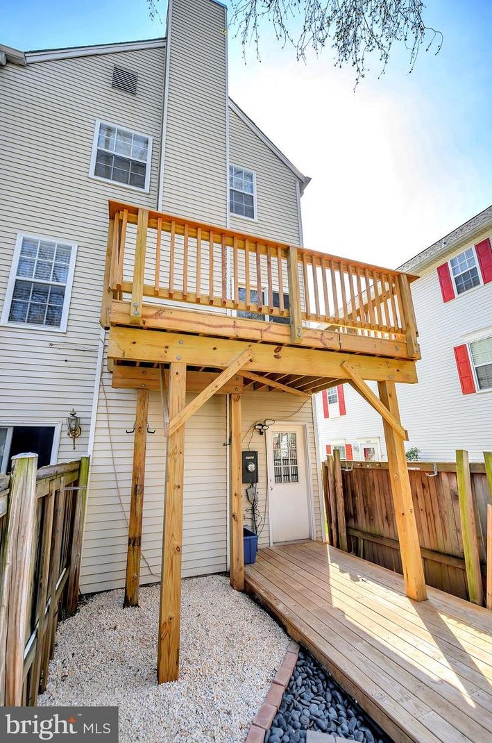 4032 Spring Run Ct, Fairfax VA  20151-3553 exterior