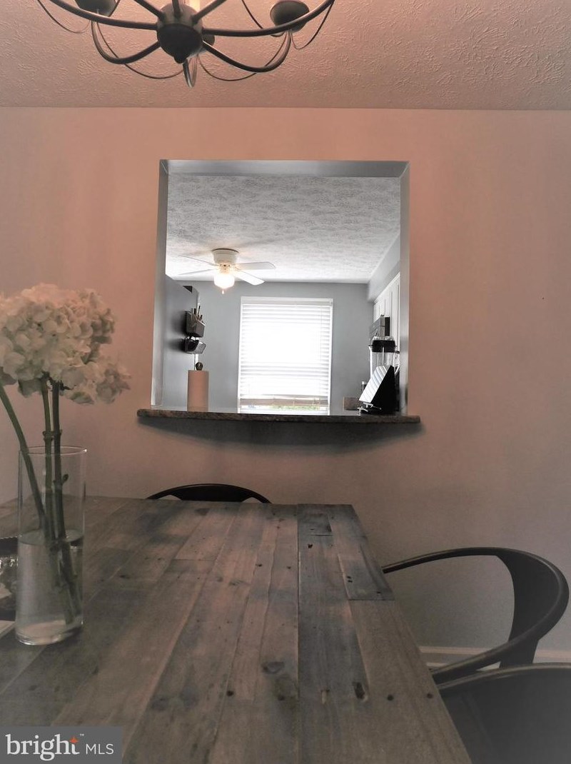 13228 Custom House Ct, Fairfax VA 22033-1311 exterior