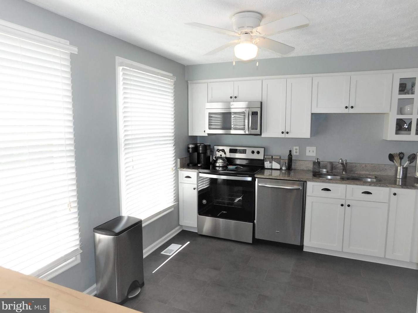 13228 Custom House Ct, Fairfax VA 22033-1311 exterior