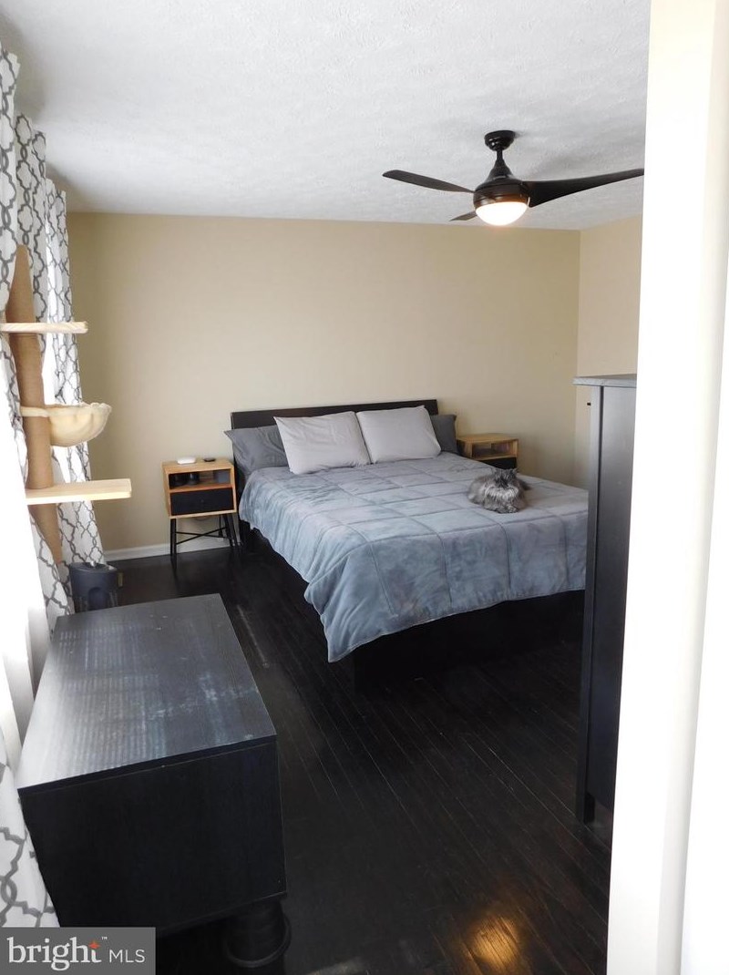 13228 Custom House Ct, Fairfax VA 22033-1311 exterior