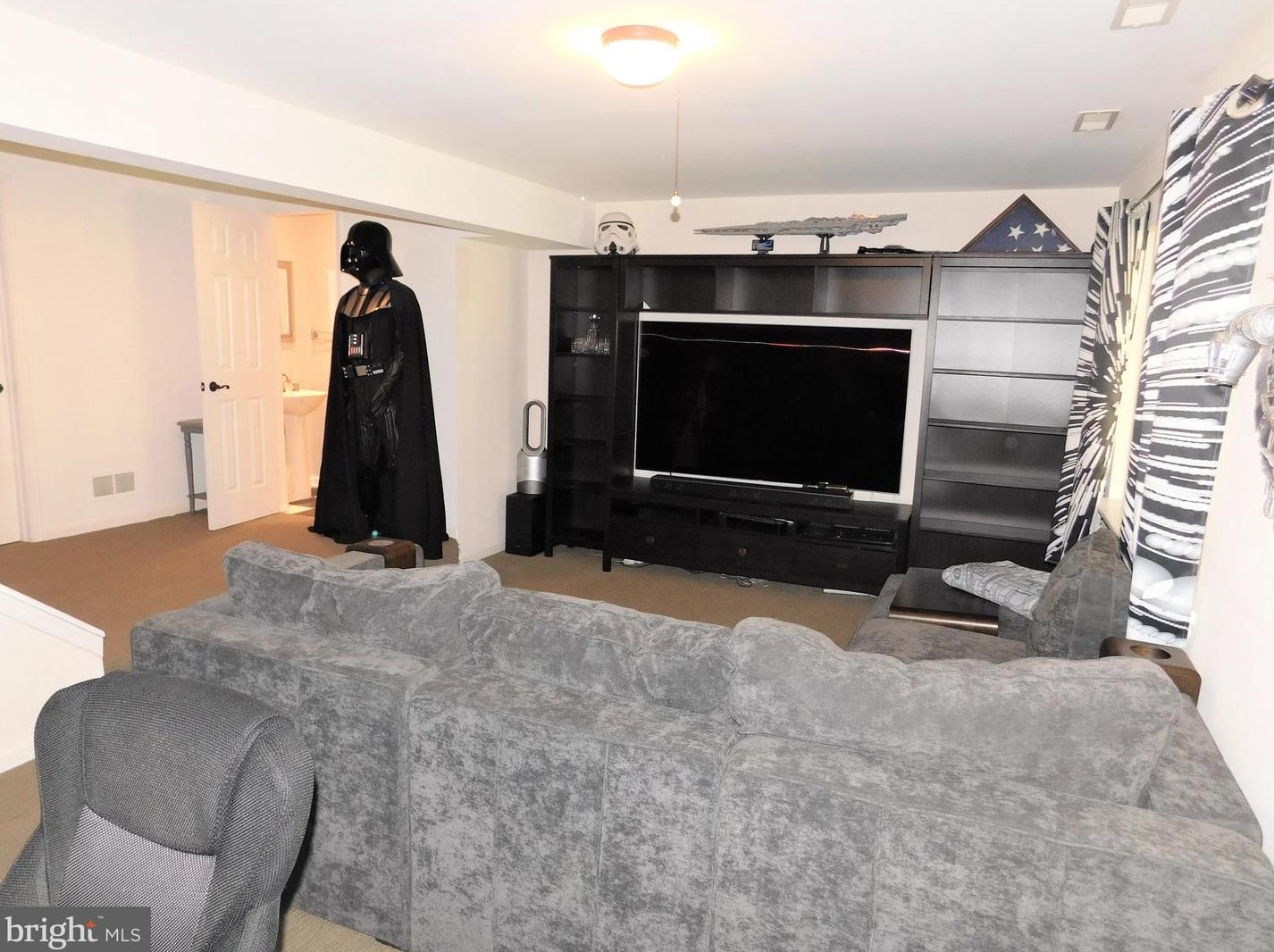 13228 Custom House Ct, Fairfax VA 22033-1311 exterior