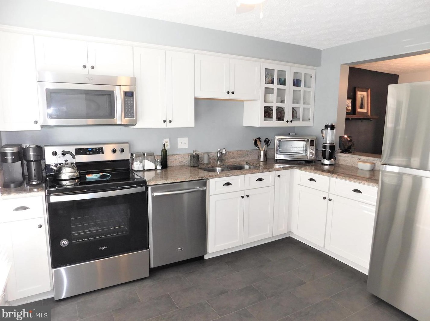 13228 Custom House Ct, Fairfax VA 22033-1311 exterior