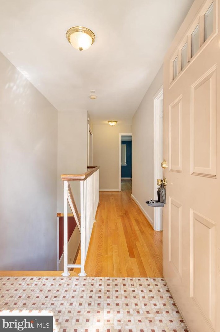 3745 Madison Ln, Falls Church, VA 22041