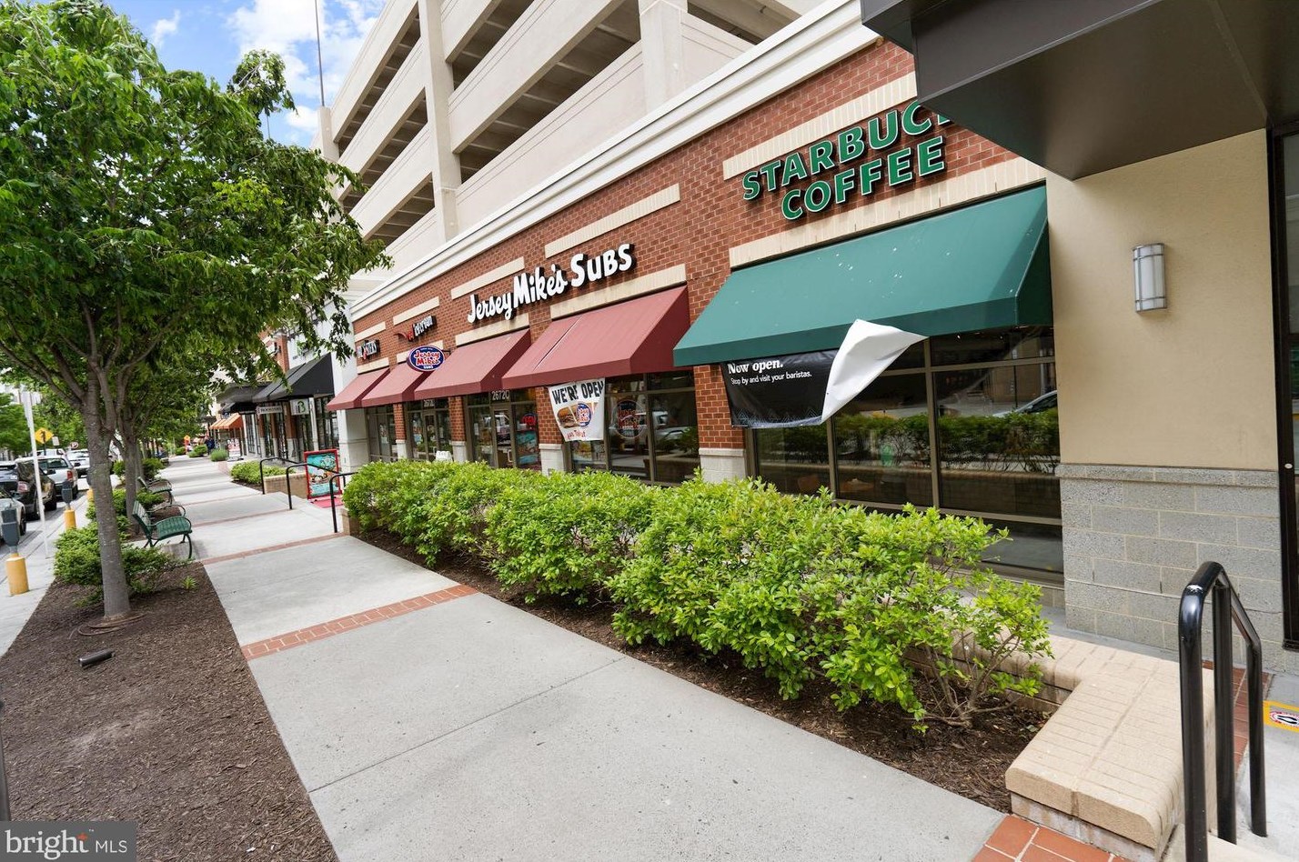 2701 Bellforest Ct, Vienna VA  22180-7317 exterior