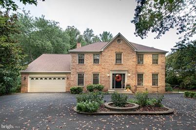 6208 Homespun Lane - Photo 1