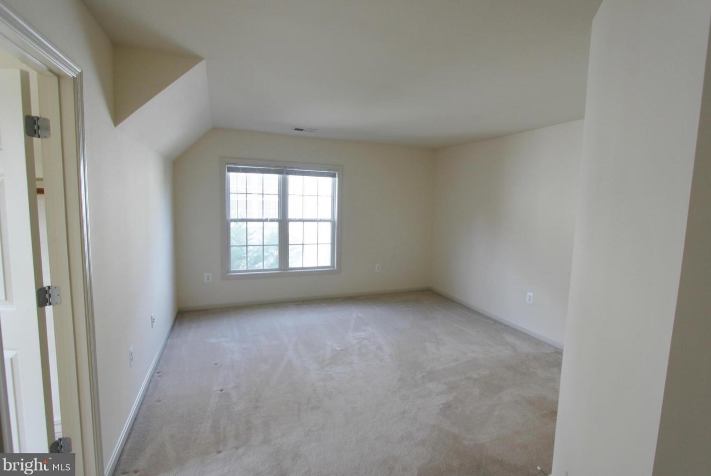 8553 Mazzello Pl, Springfield VA  22153-3507 exterior