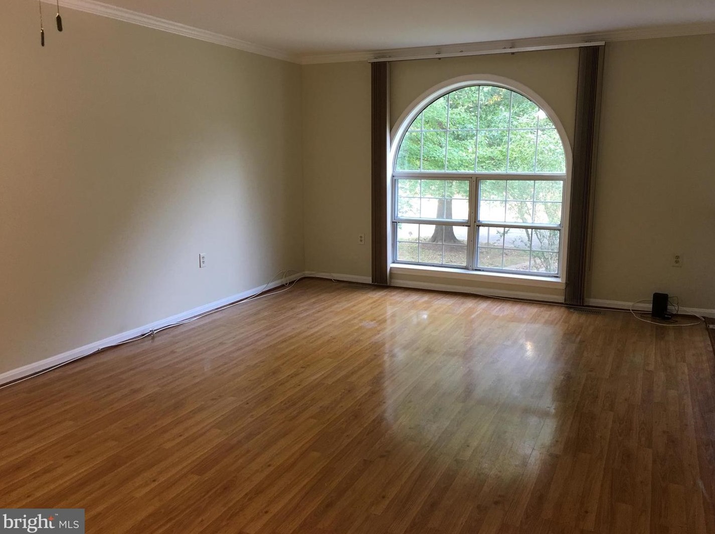 5717 Mason Bluff Dr, Springfield VA  22015-3145 exterior