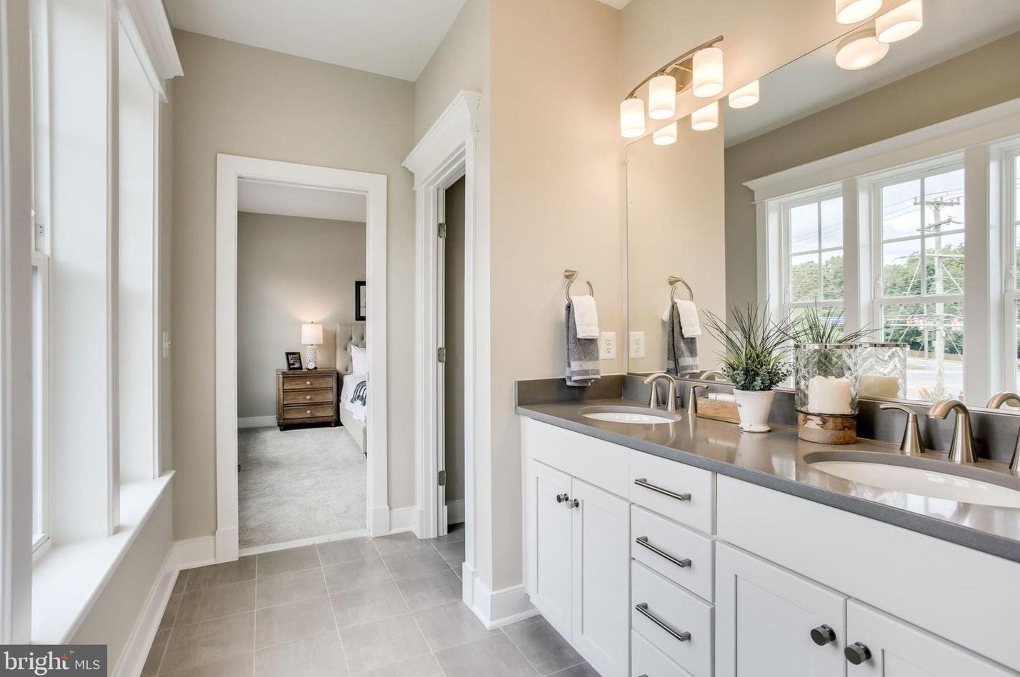 8600 Hillside Pl, Fairfax VA  22031-2814 exterior