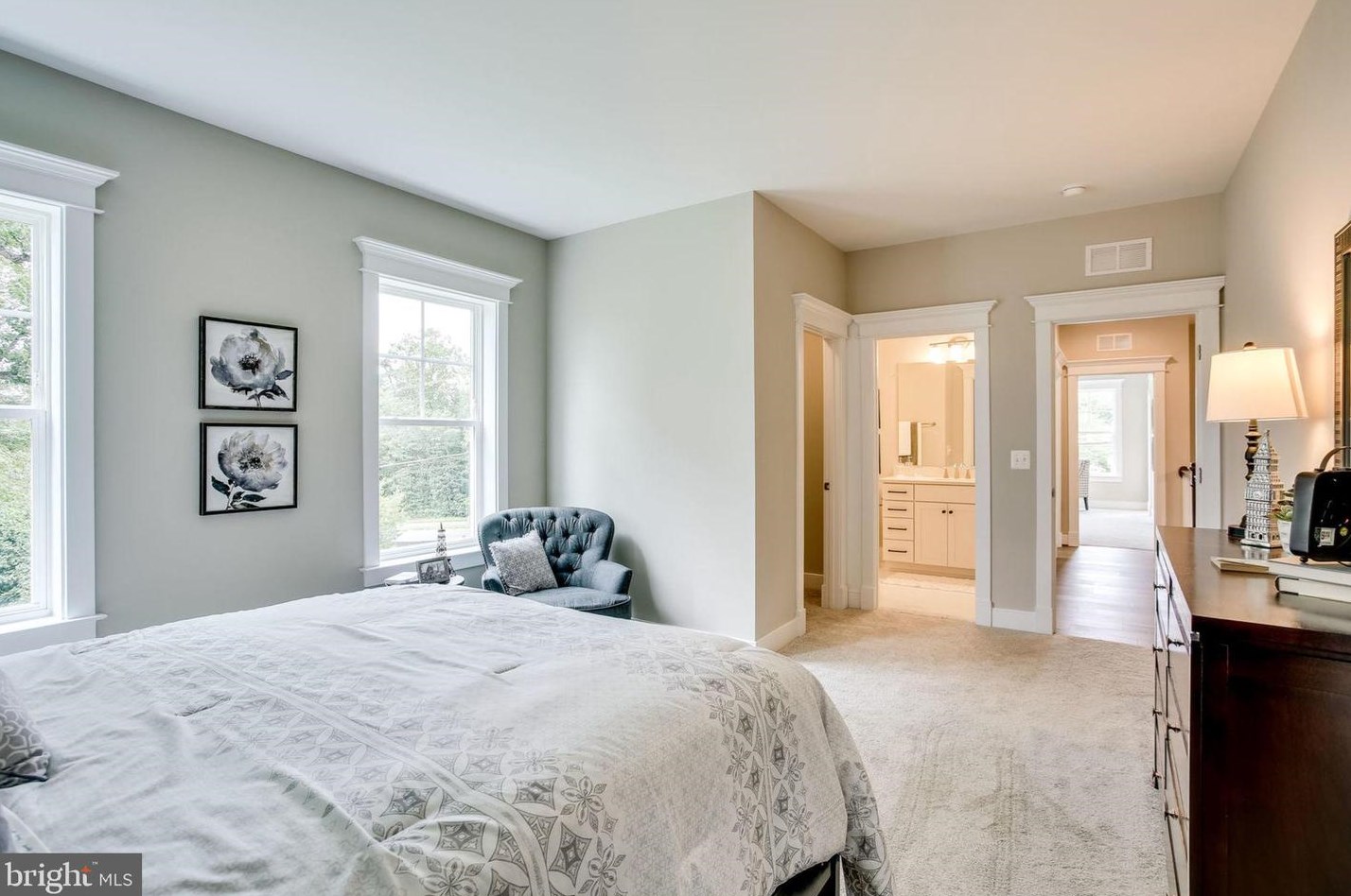 8600 Hillside Pl, Fairfax VA  22031-2814 exterior