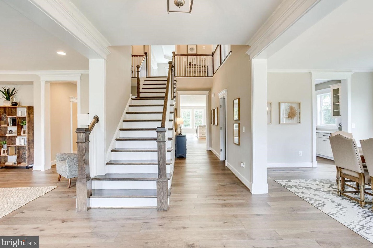 8600 Hillside Pl, Fairfax VA  22031-2814 exterior