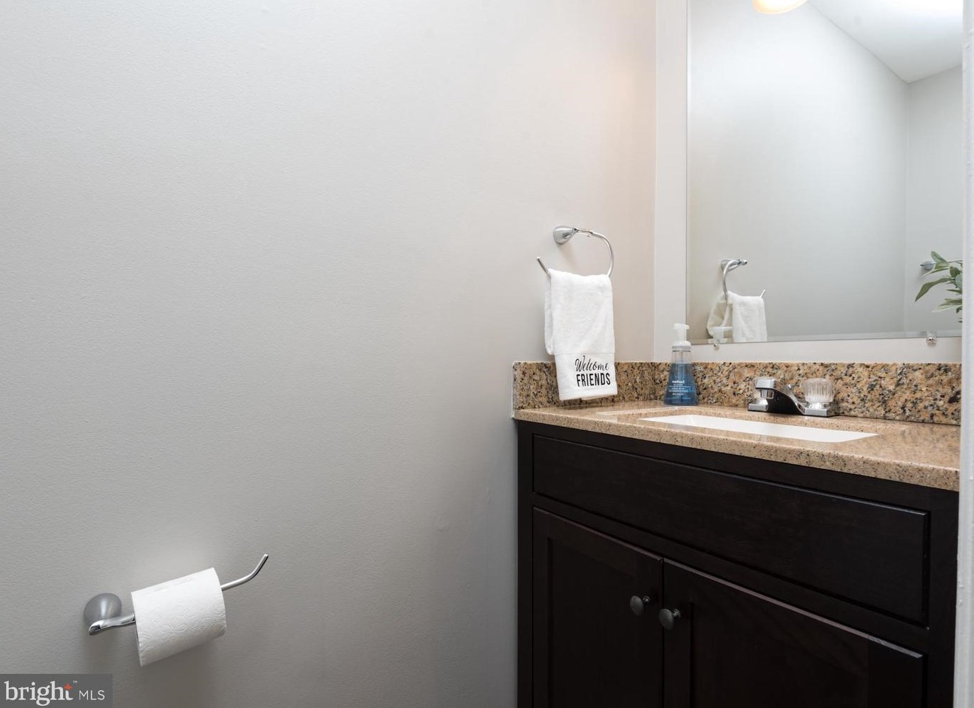 14409 Manassas Gap Ct, Centreville VA 20120-2863 exterior