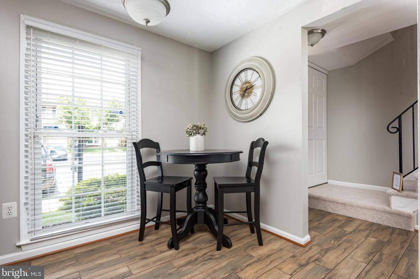 14409 Manassas Gap Ct, Centreville VA 20120-2863 exterior