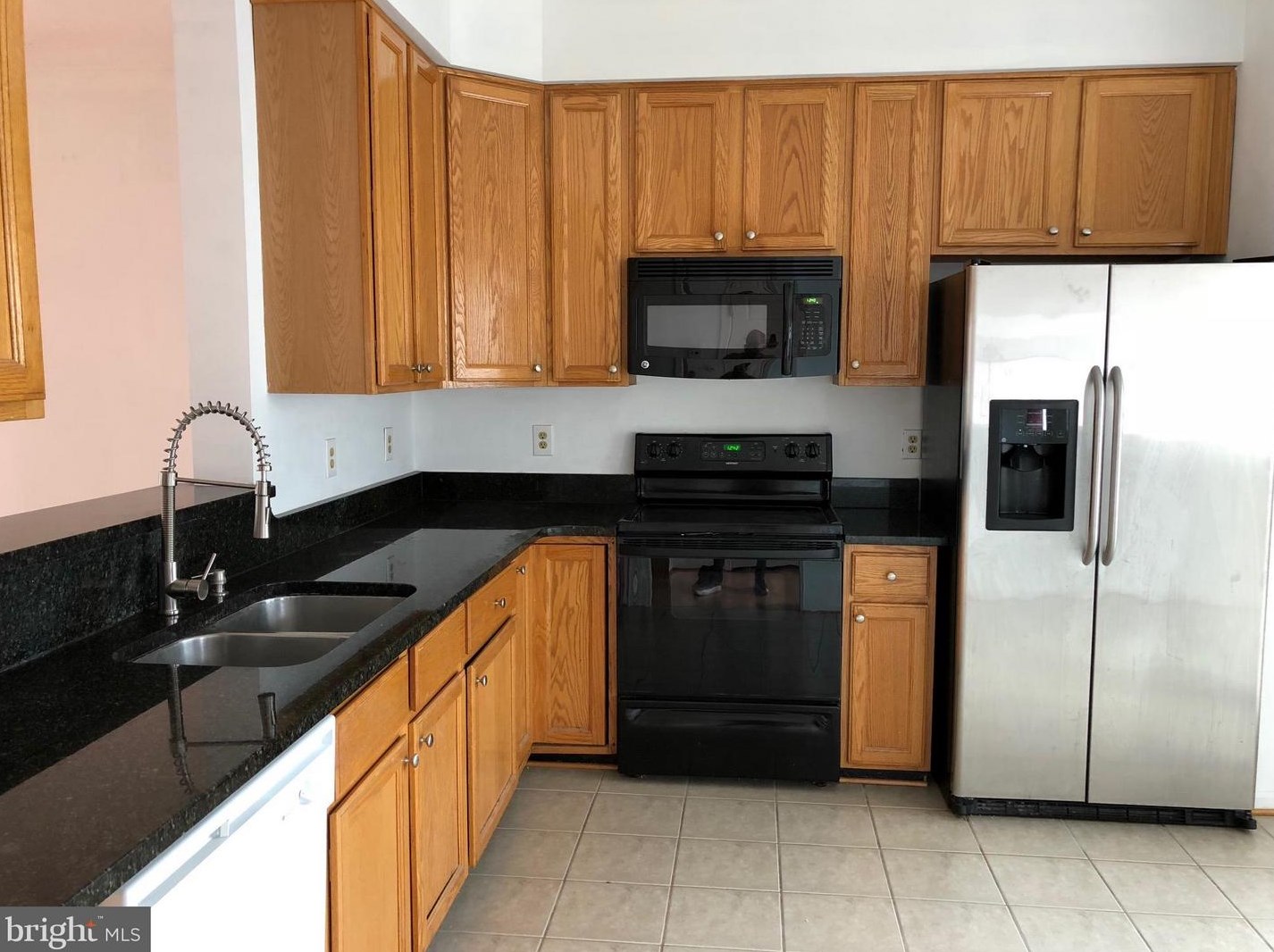 2015 Madrillon Springs Ct, Vienna VA  22182-3763 exterior