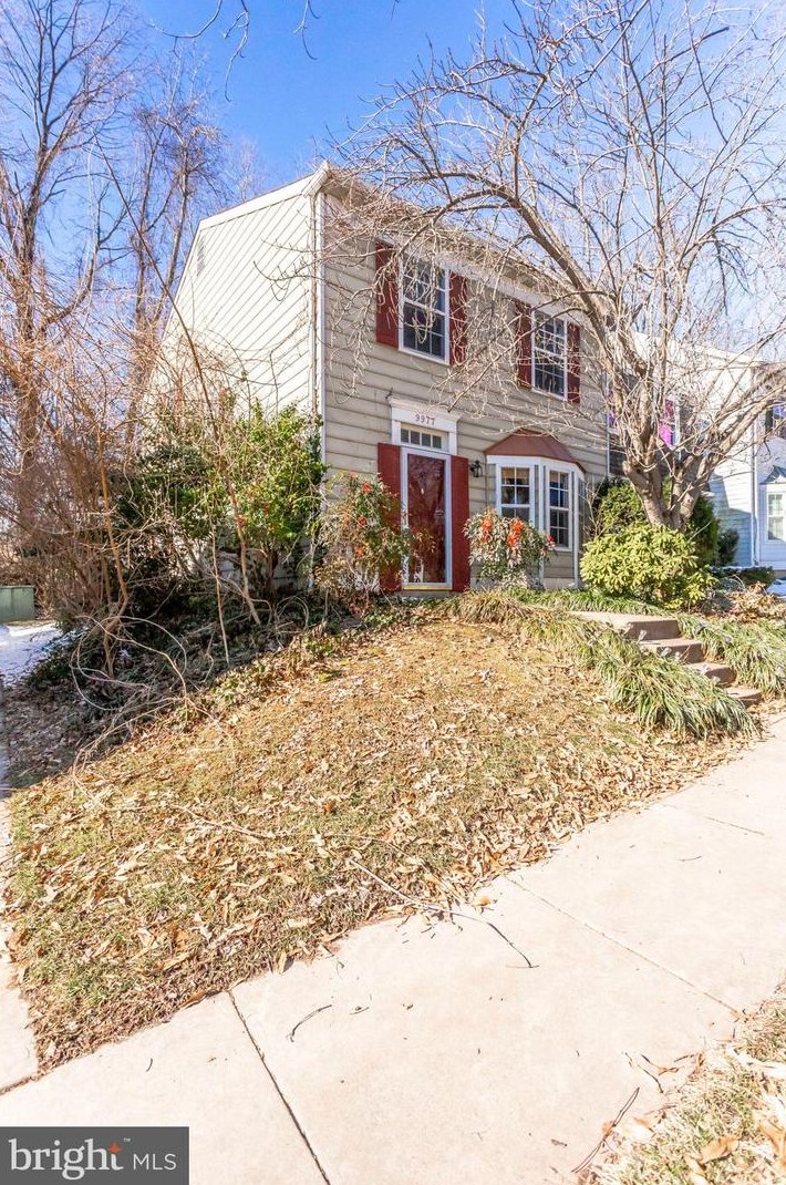 9977 Capperton Dr, Vienna VA  22124-2913 exterior