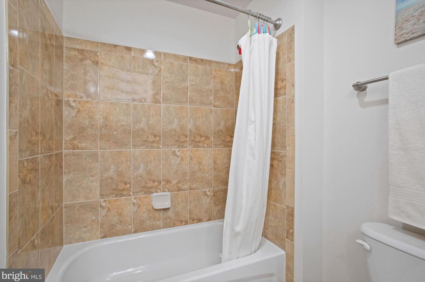 2626 Chain Bridge Rd, Vienna VA 22181-5379 exterior