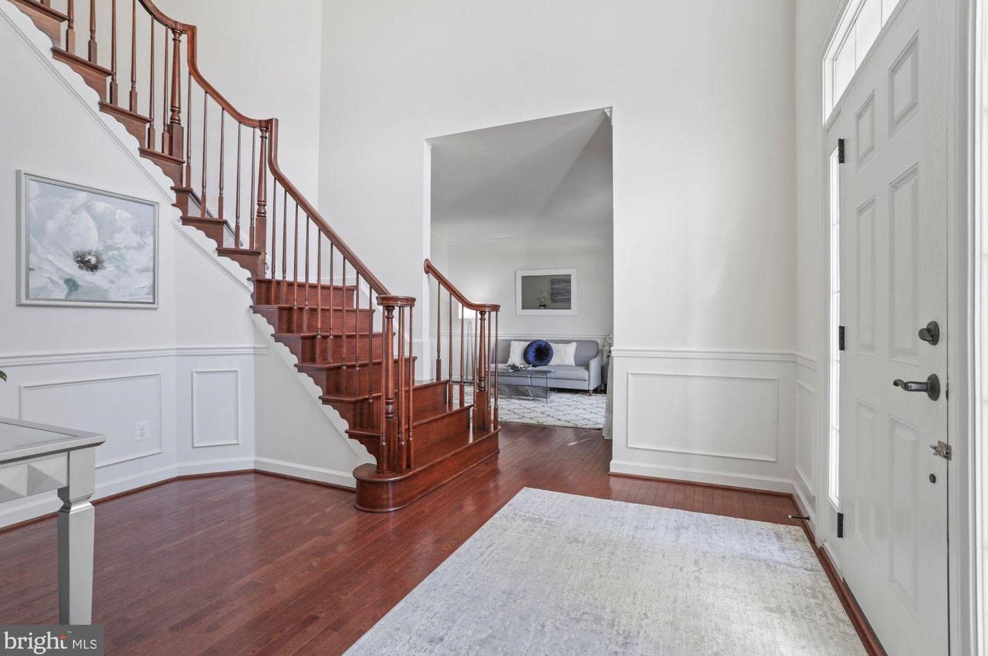 2626 Chain Bridge Rd, Vienna VA 22181-5379 exterior