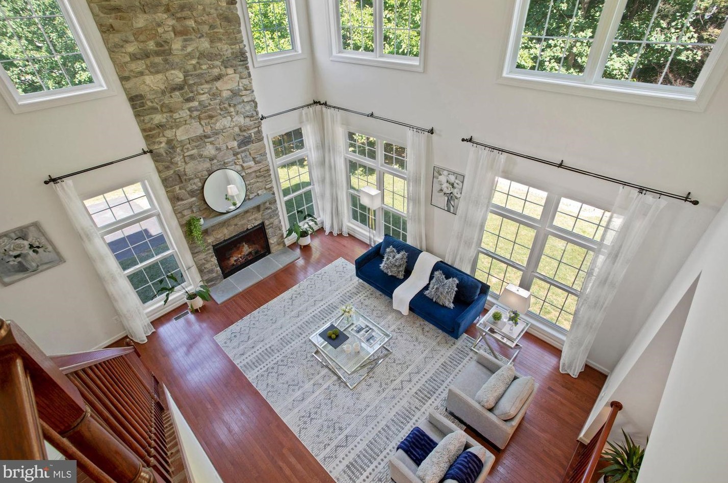 2626 Chain Bridge Rd, Vienna VA 22181-5379 exterior