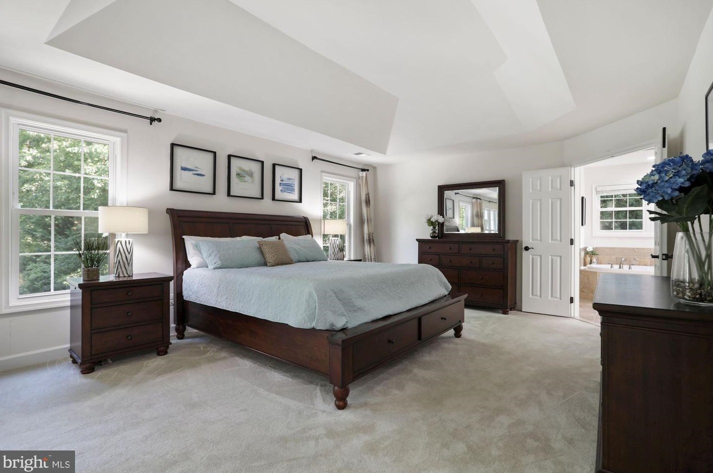 2626 Chain Bridge Rd, Vienna VA 22181-5379 exterior