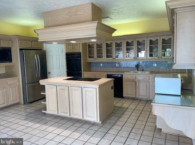 5903 Hampton Forest Way, Fairfax VA  22030-7256 exterior