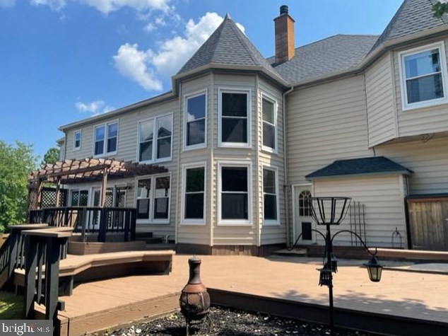 5903 Hampton Forest Way, Fairfax VA  22030-7256 exterior