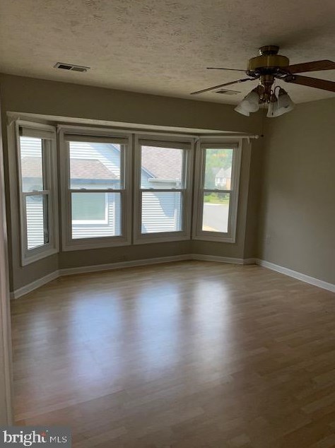 5903 Hampton Forest Way, Fairfax VA  22030-7256 exterior