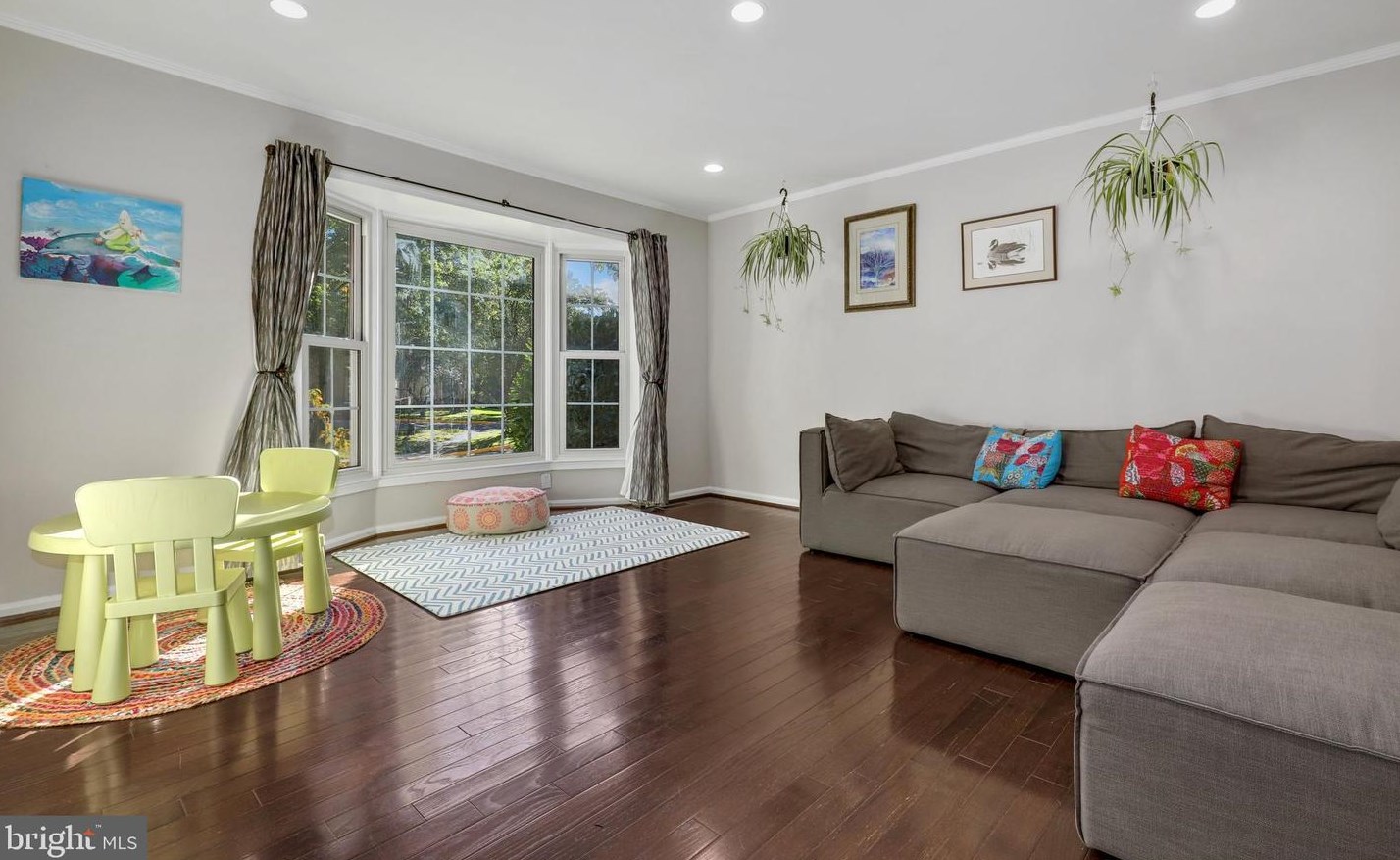 9607 Masterworks Dr, Vienna VA  22181-6104 exterior