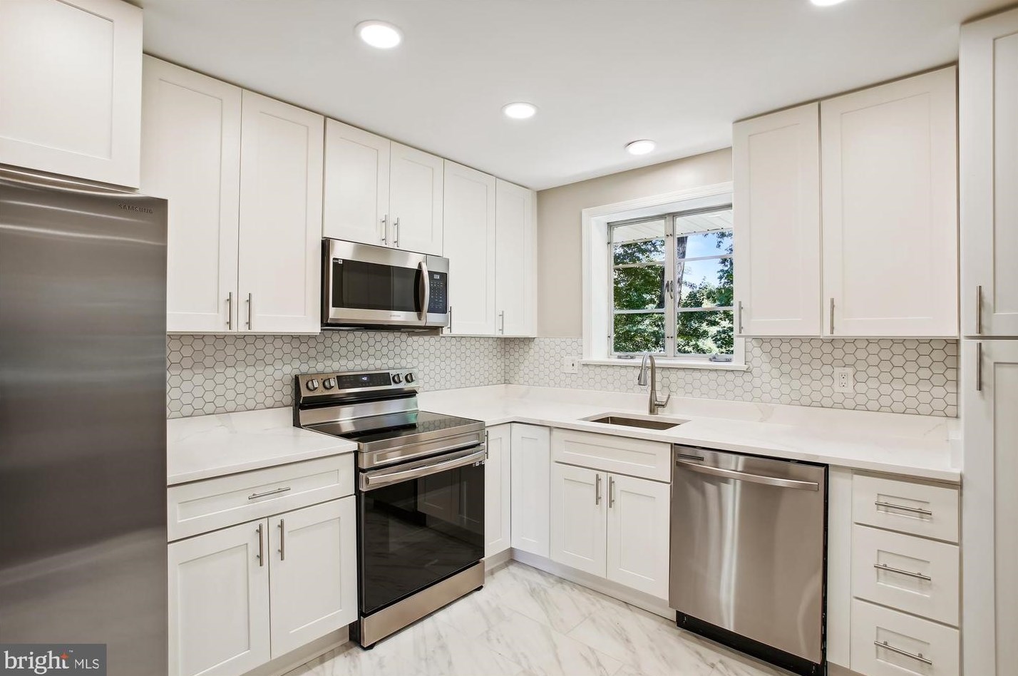 4505 Sleaford Rd, Annandale, VA 22003