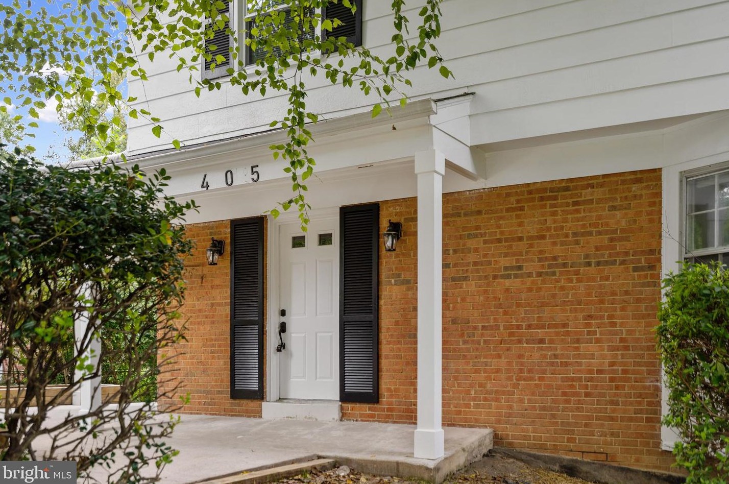 405 Wolftrap Rd, Vienna VA  22180-4941 exterior