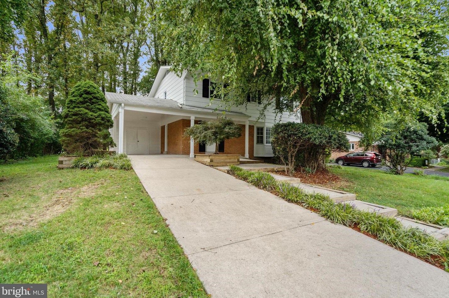 405 Wolftrap Rd, Vienna VA  22180-4941 exterior