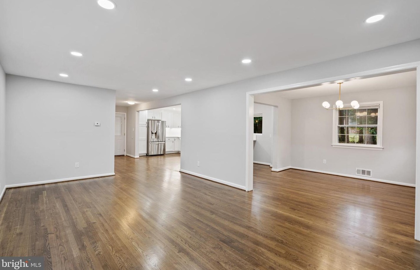 405 Wolftrap Rd, Vienna VA  22180-4941 exterior