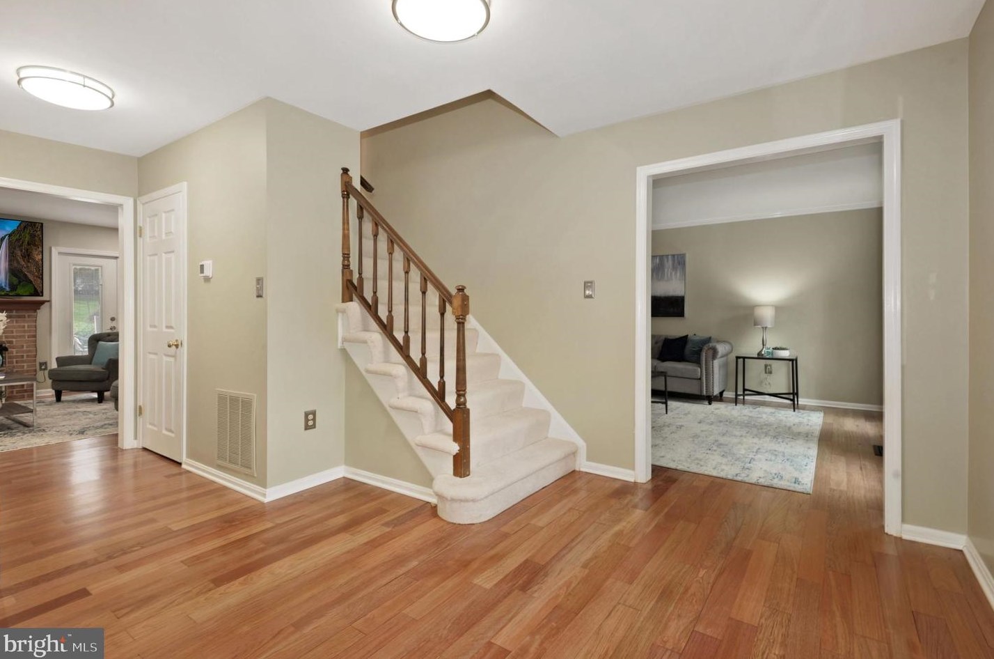 1653 Lozano Dr, Vienna VA exterior