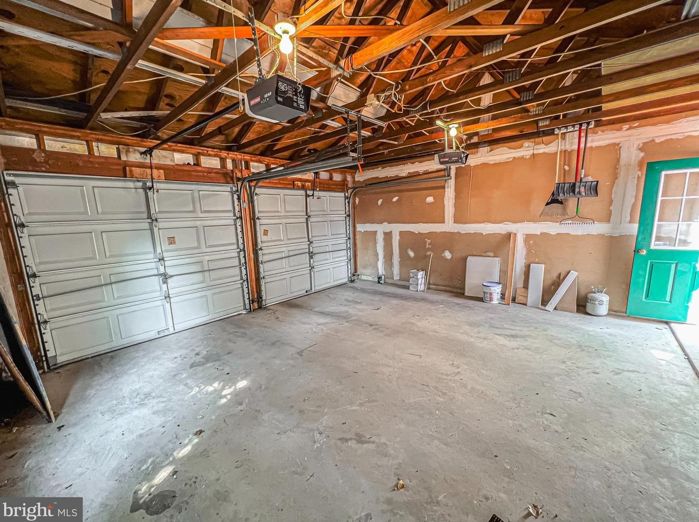 13998 New Braddock Rd, Centreville VA  20121-3440 exterior