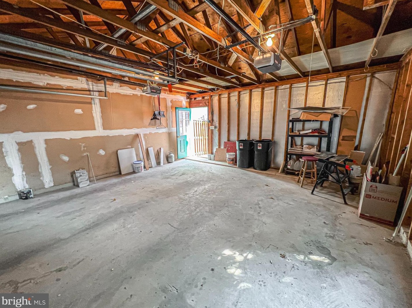 13998 New Braddock Rd, Centreville VA  20121-3440 exterior