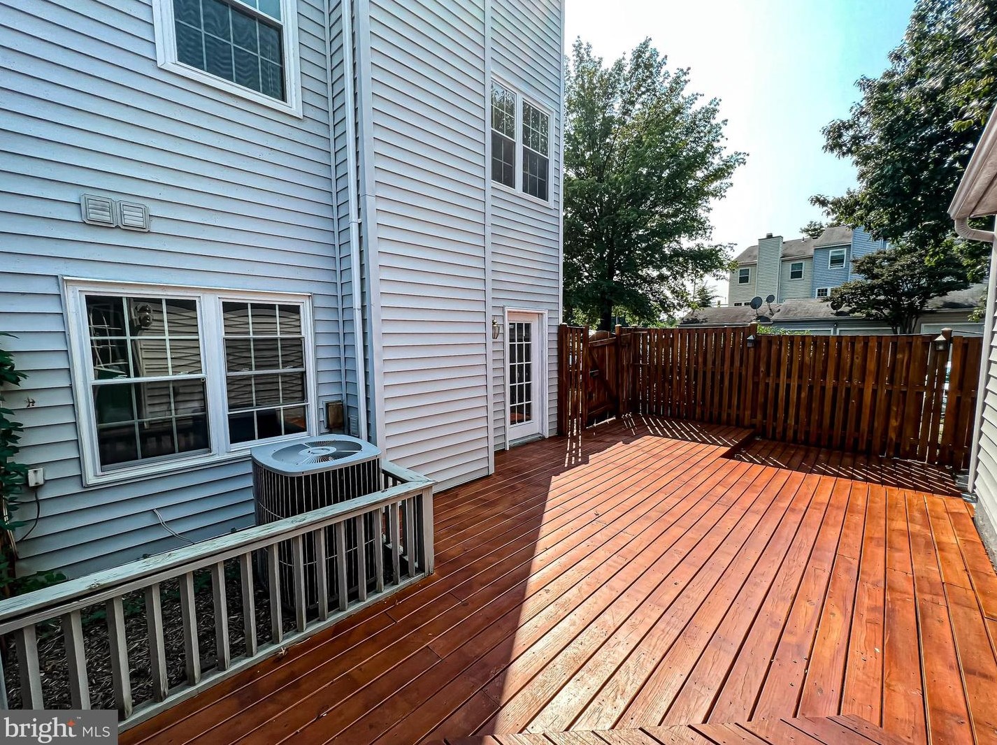 13998 New Braddock Rd, Centreville VA  20121-3440 exterior