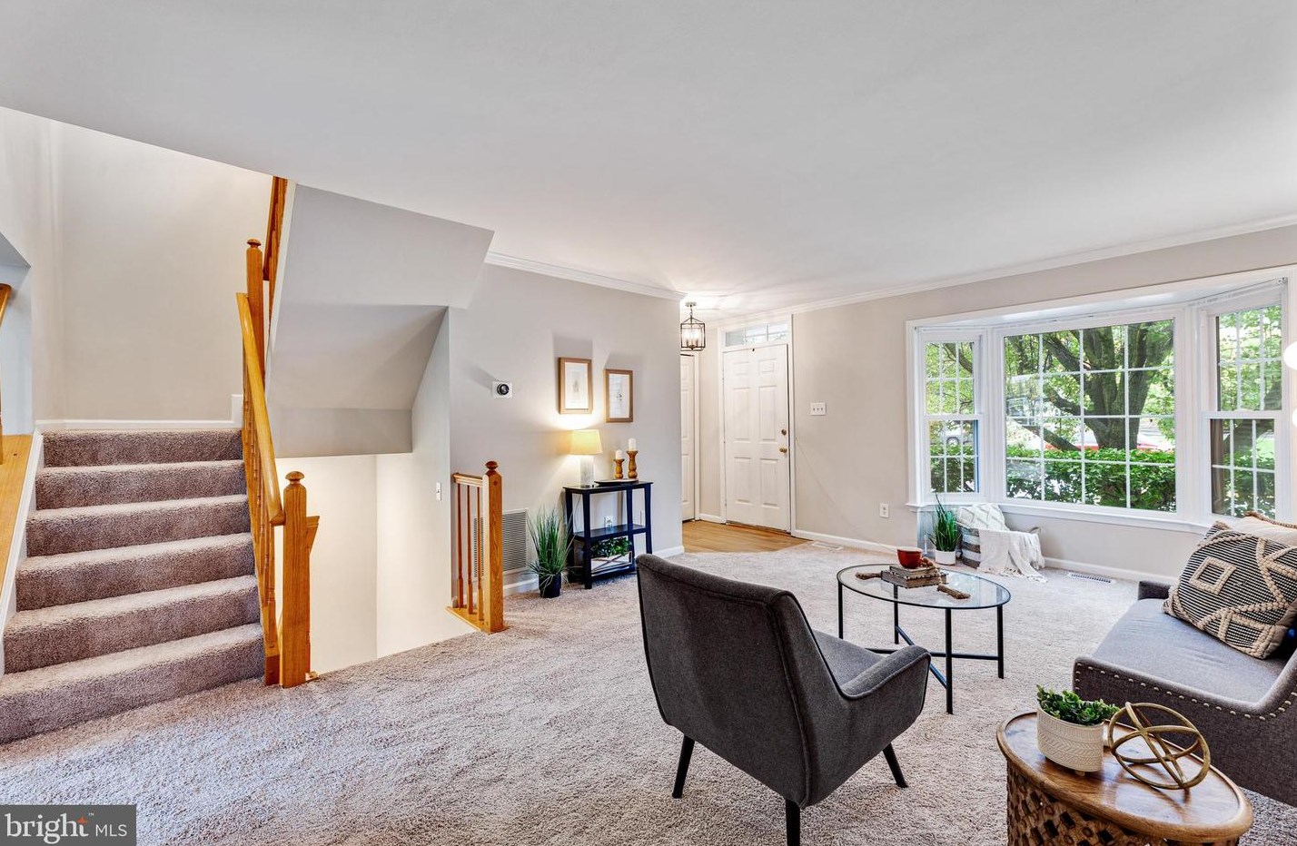 5823 Westwater Ct, Centreville VA  20121-3039 exterior