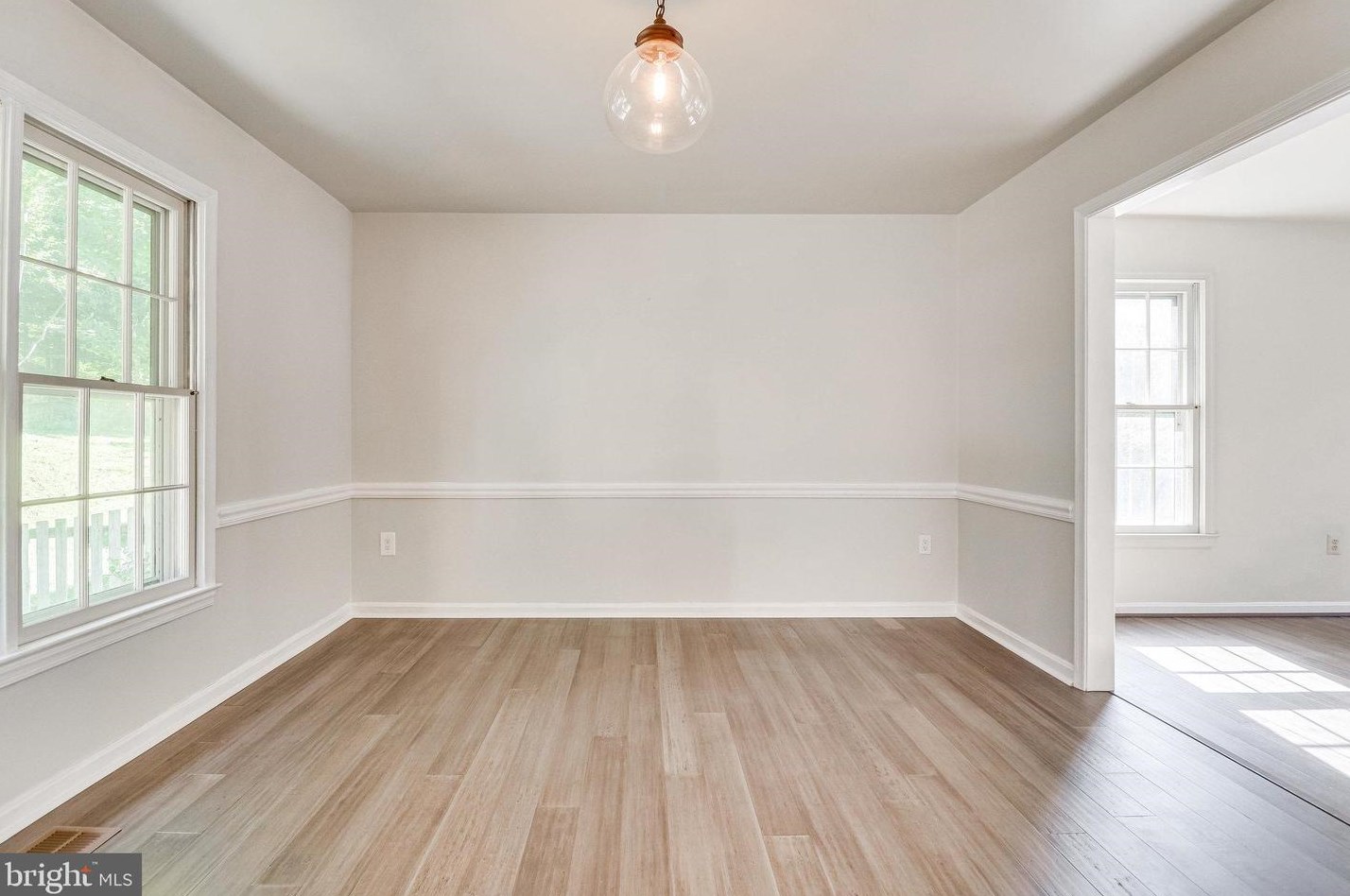 8312 Argent Cir, Fairfax VA 22039-3105 exterior