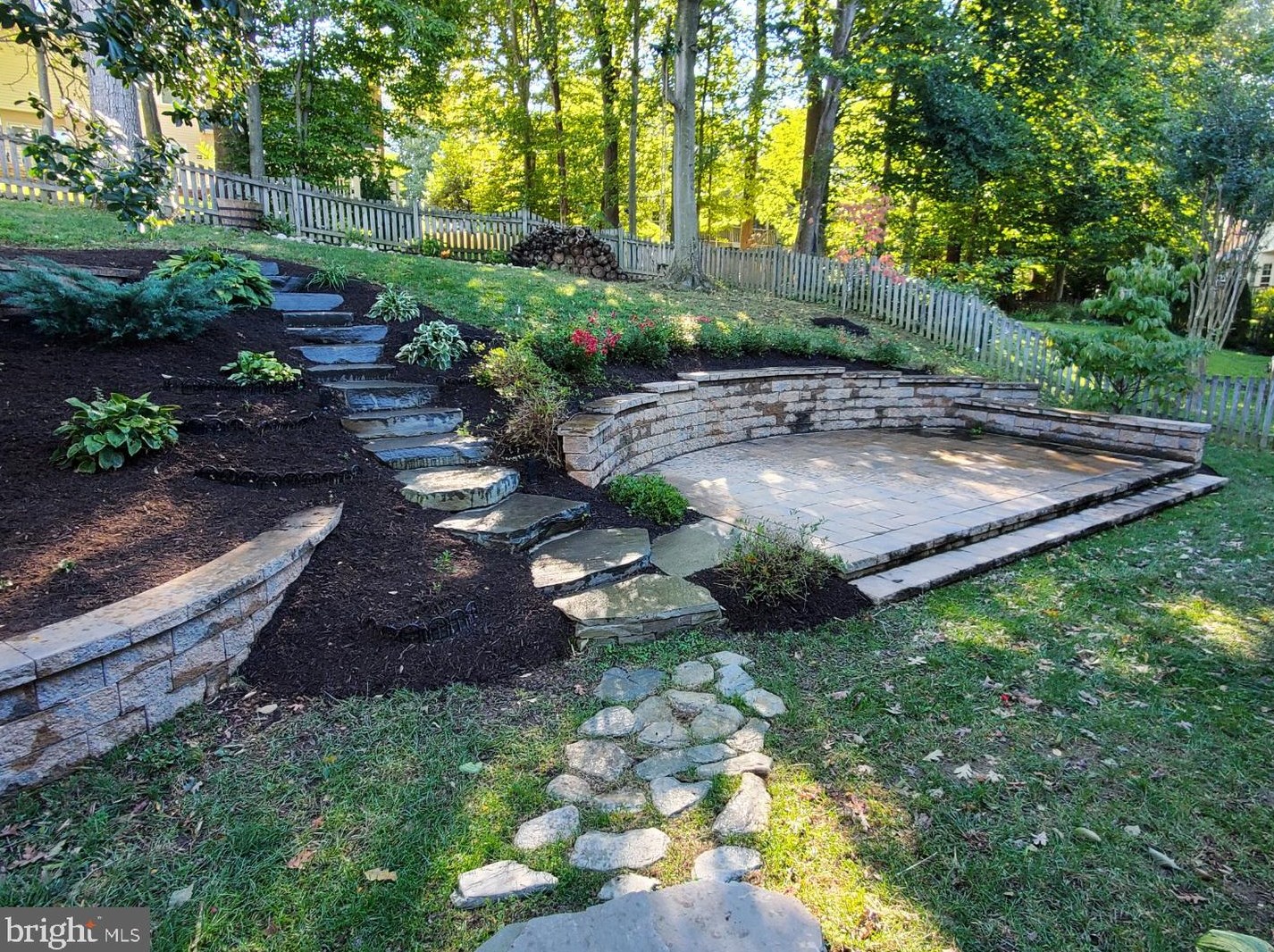 8312 Argent Cir, Fairfax VA 22039-3105 exterior