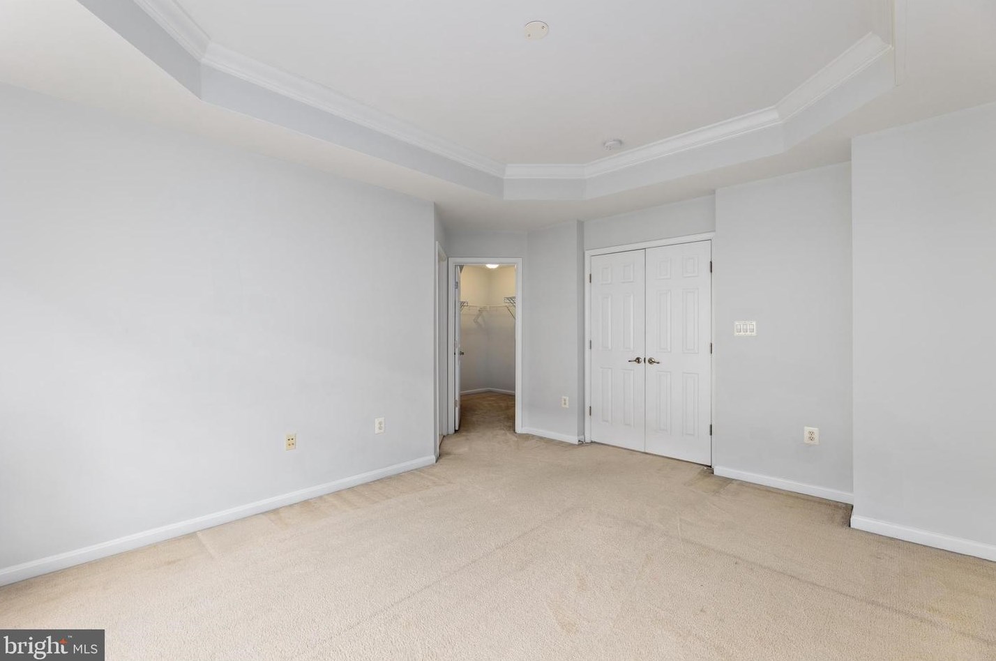 5684 Faircloth Ct, Centreville VA  20120-1979 exterior
