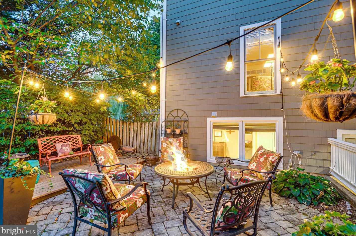 234 Moore Ave, Vienna VA 22180-5845 exterior